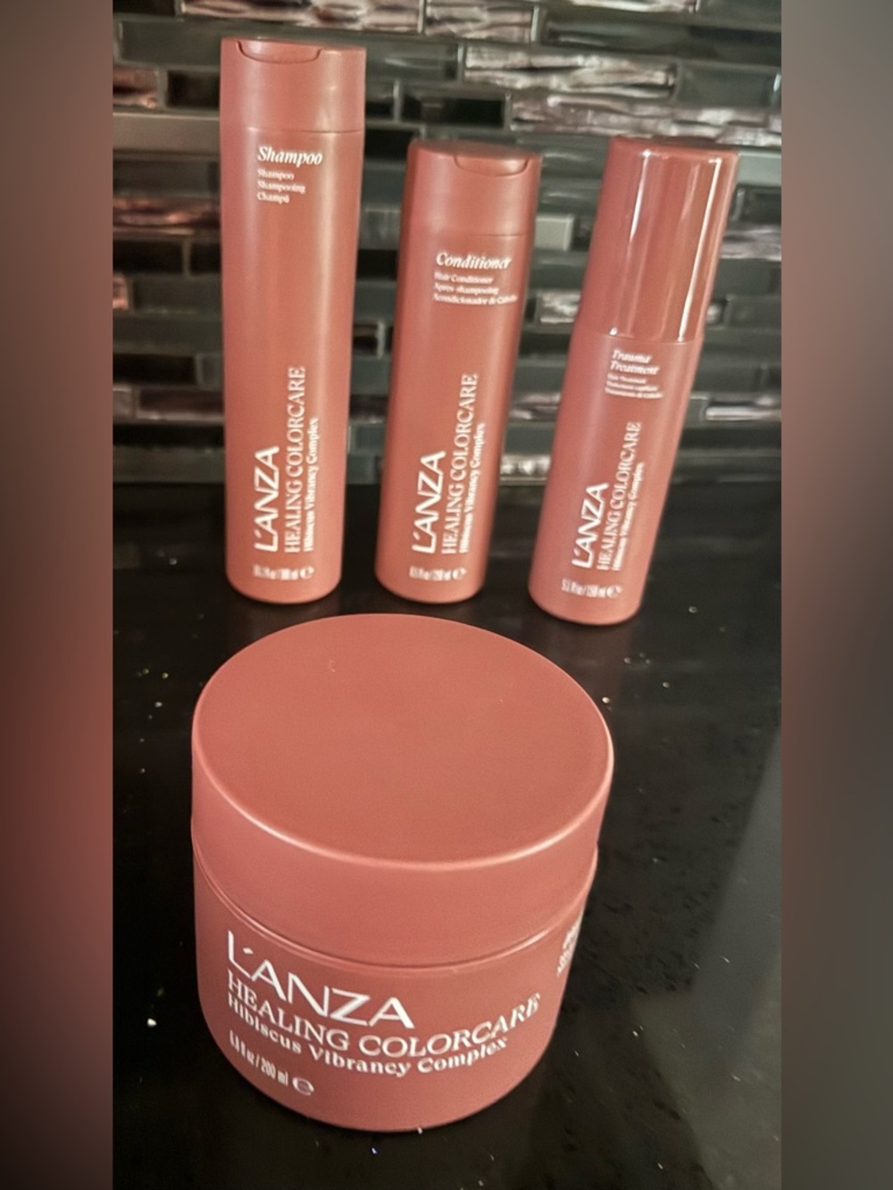 LANZA FOUR USEFUL PRODUCTS FOR HAIR.